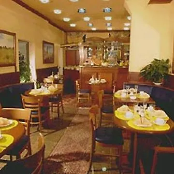 Hotel Little Paris 3*